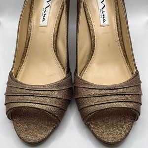 Nina Vesta Bronze Peep Toe Pump